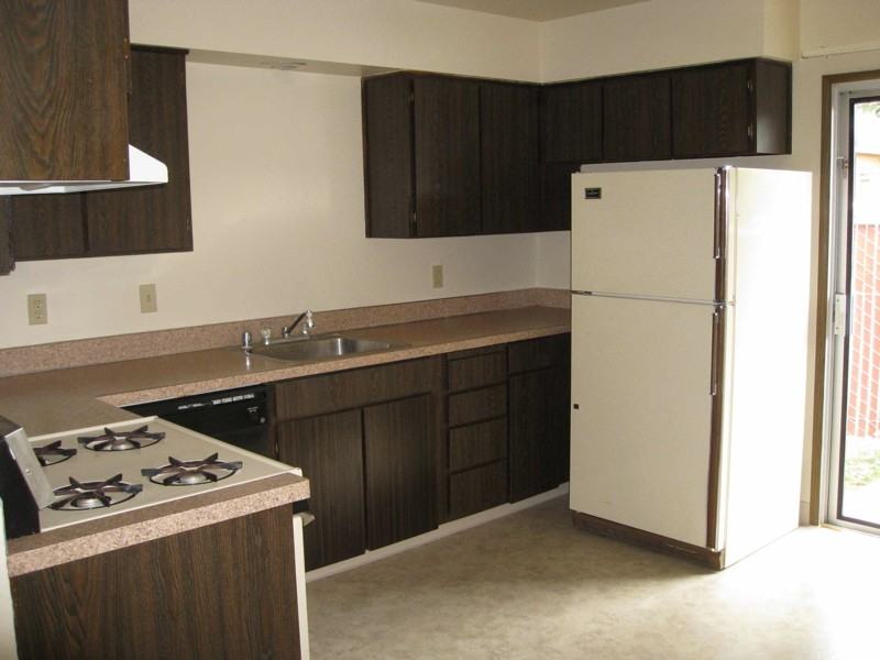 912 W 32nd St #7 - Photo 2 of 4