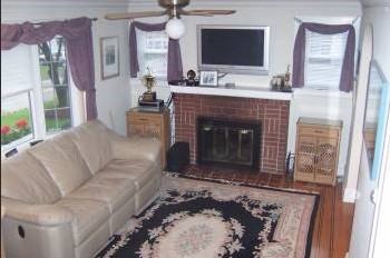 179 E Cedar St - Photo 2 of 6