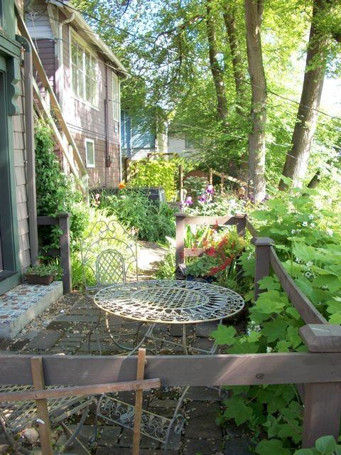 4219 Letitia Ave S - Photo 2 of 4