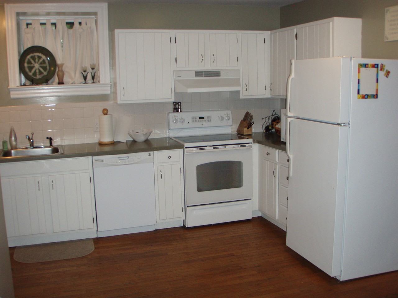 14 Benefit St G - Photo 3 of 6