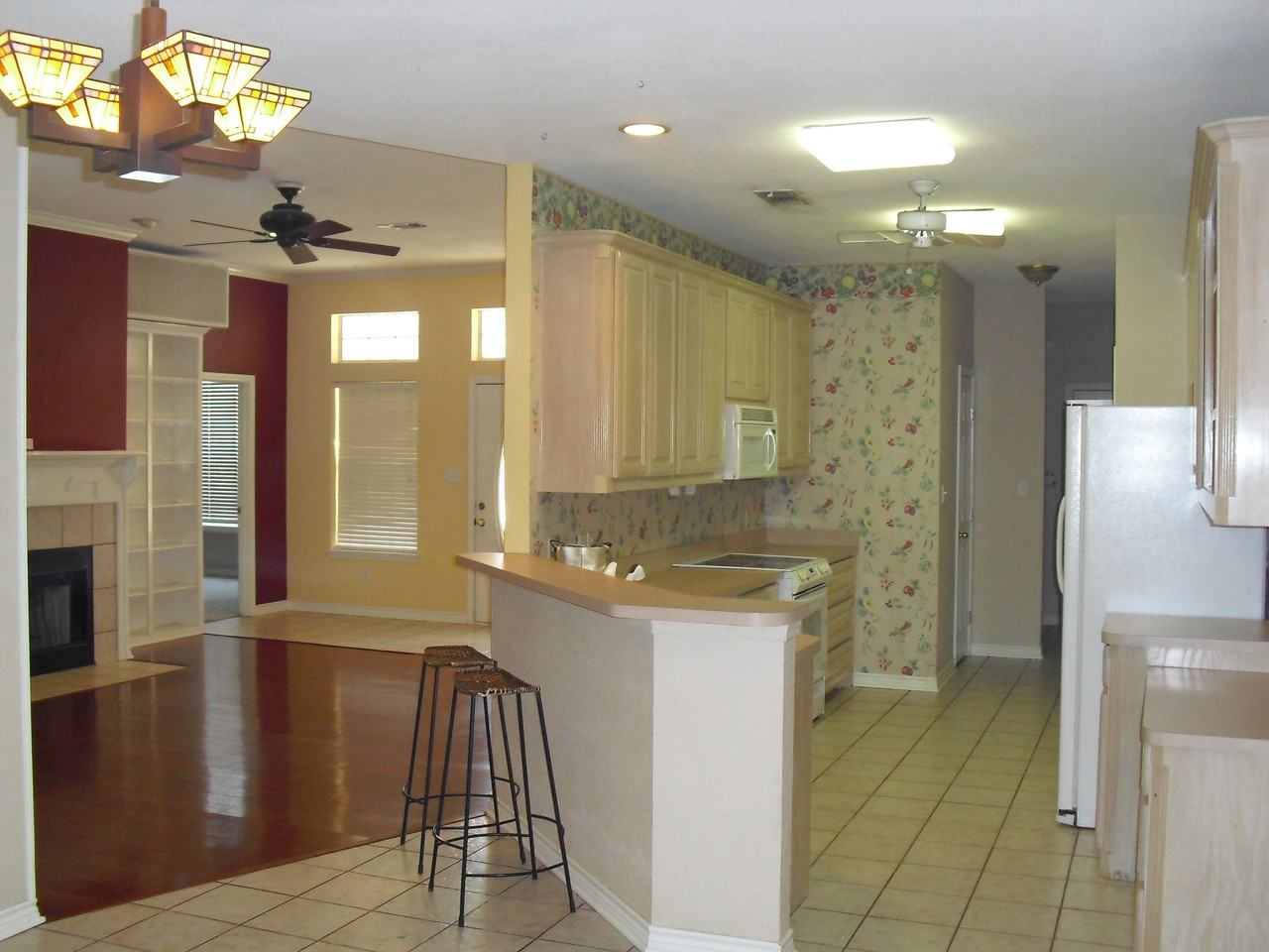 127 Shawnee Dr - Photo 2 of 3