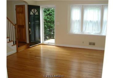 184 Dumbarton Rd #184 - Photo 2 of 12