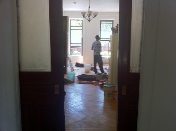 662 Putnam Ave - Photo 2 of 4