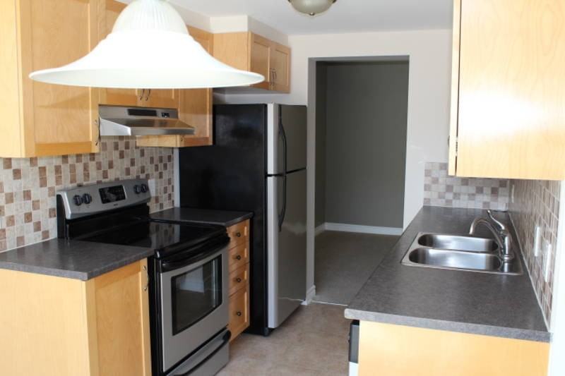 623 Malkowski St - Photo 2 of 8