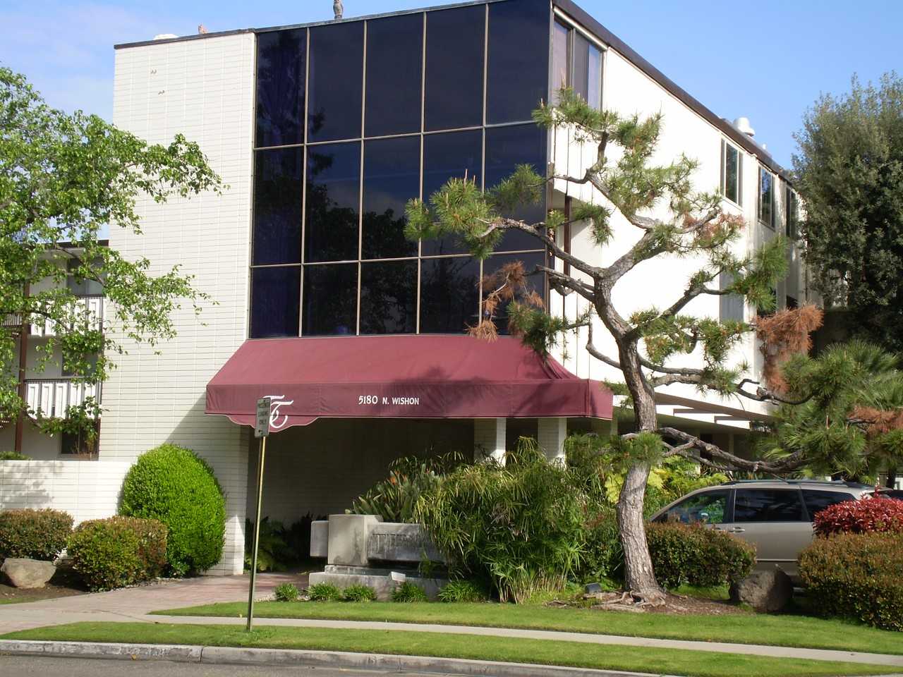 5180 N Wishon Ave #202