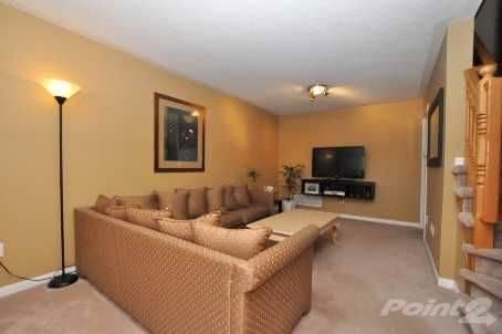 1583 Gowling Terrace #1 - Photo 2 of 4