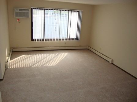 2809 Fremont Ave S #203 - Photo 2 of 6