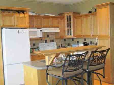 5071 Lakeshore Rd - Photo 3 of 8