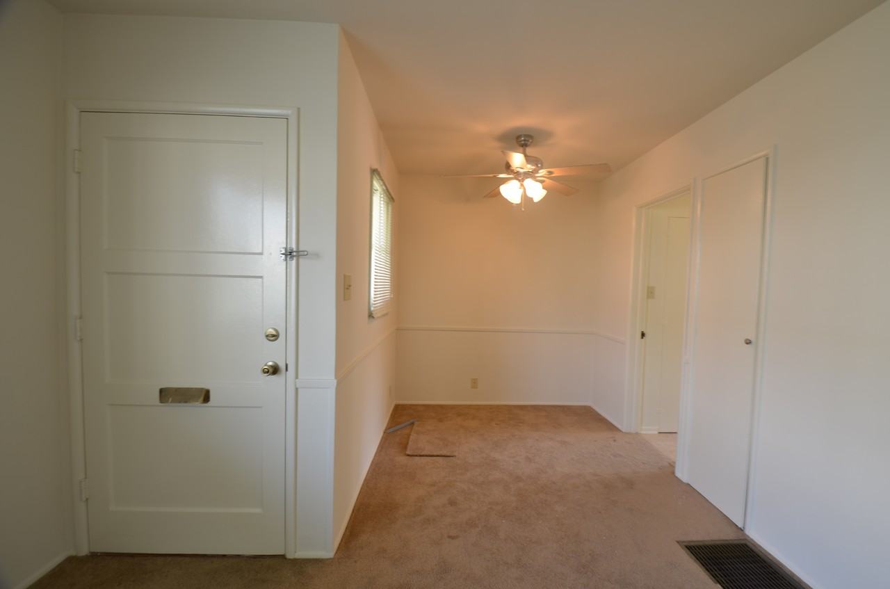 1250 S Marengo Ave #S - Photo 3 of 5