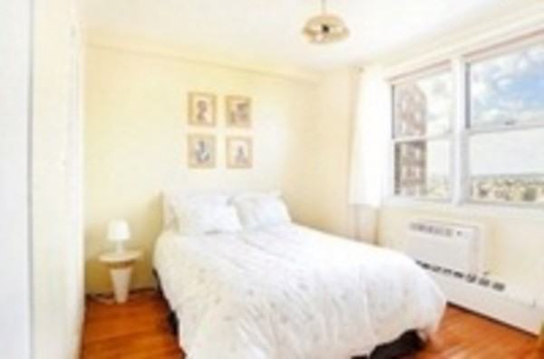 1655 Flatbush Rd - Photo 3 of 8