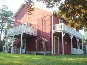 69 Hemlock Rd #1 - Photo 3 of 3