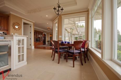 2326 Chippendale Rd - Photo 2 of 15