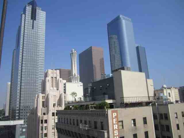 312 W 5th St #914 - Photo 3 of 9