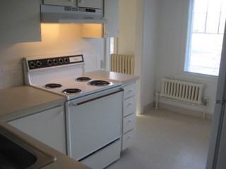 253 N Broadway - Photo 2 of 3