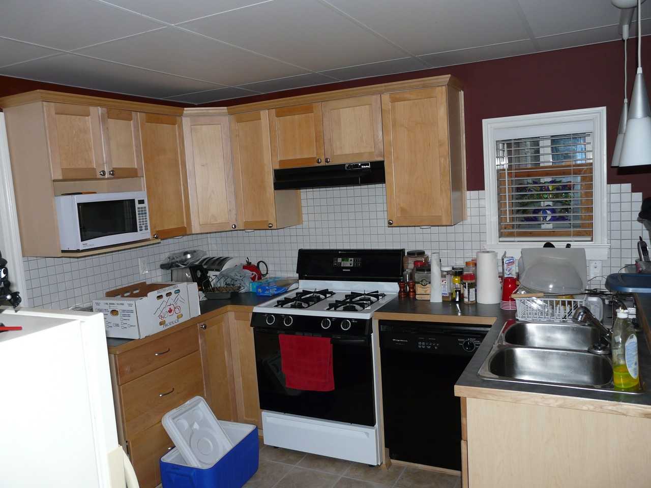 17822 58 Ave - Photo 3 of 3