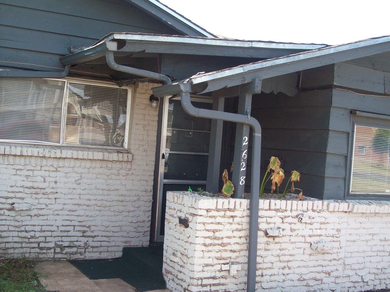 2628 SW 59th St - Photo 2 of 8