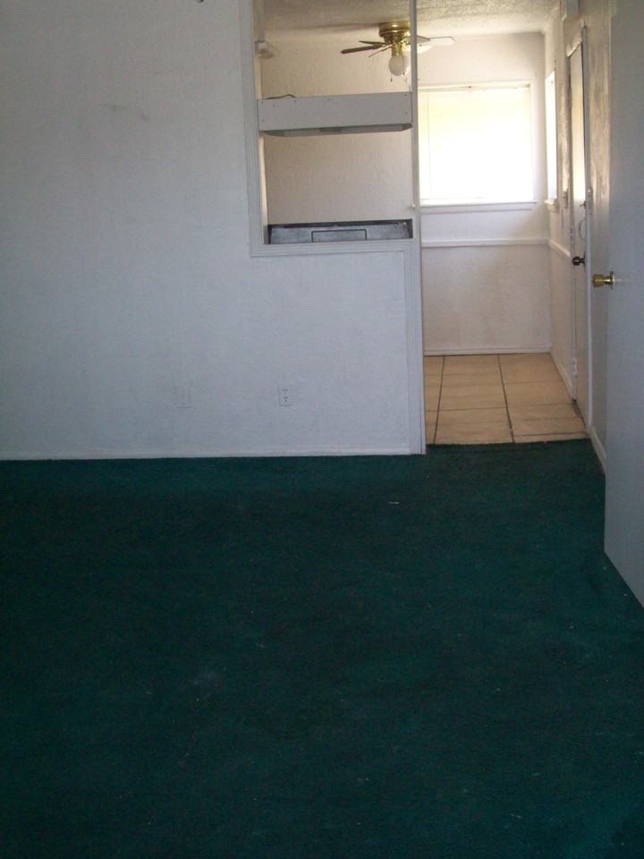 2628 SW 59th St - Photo 3 of 8