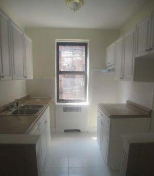 213 Bennett Ave - Photo 2 of 3