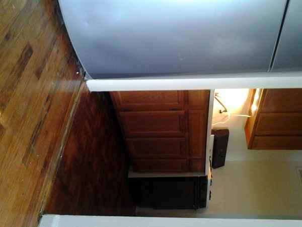 277 Marion St - Photo 3 of 7