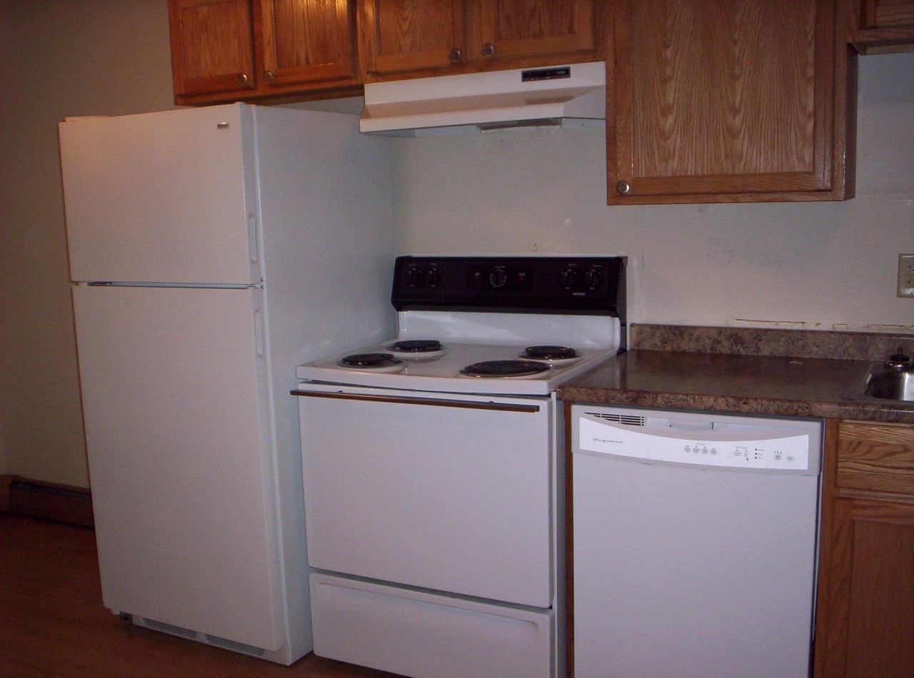 620 Femrite Dr - Photo 2 of 3