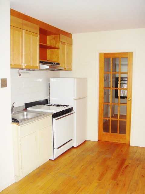 230 Mulberry - Photo 3 of 8