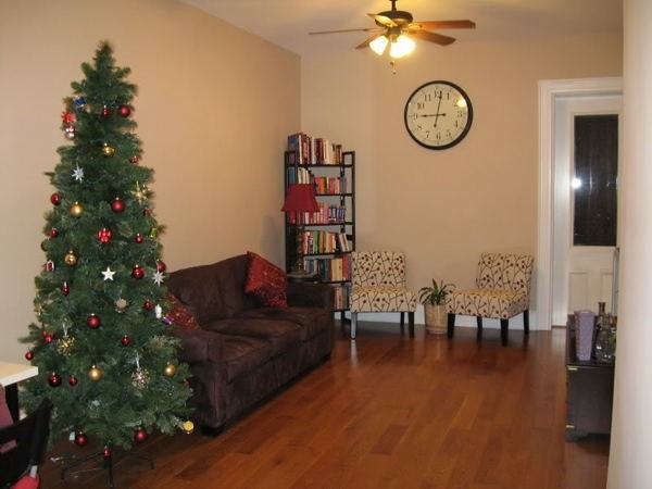 403 Grove St - Photo 3 of 5