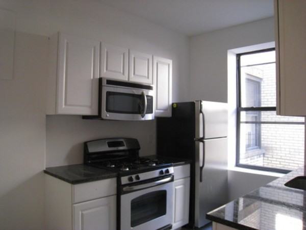 676 Riverside Dr - Photo 3 of 3