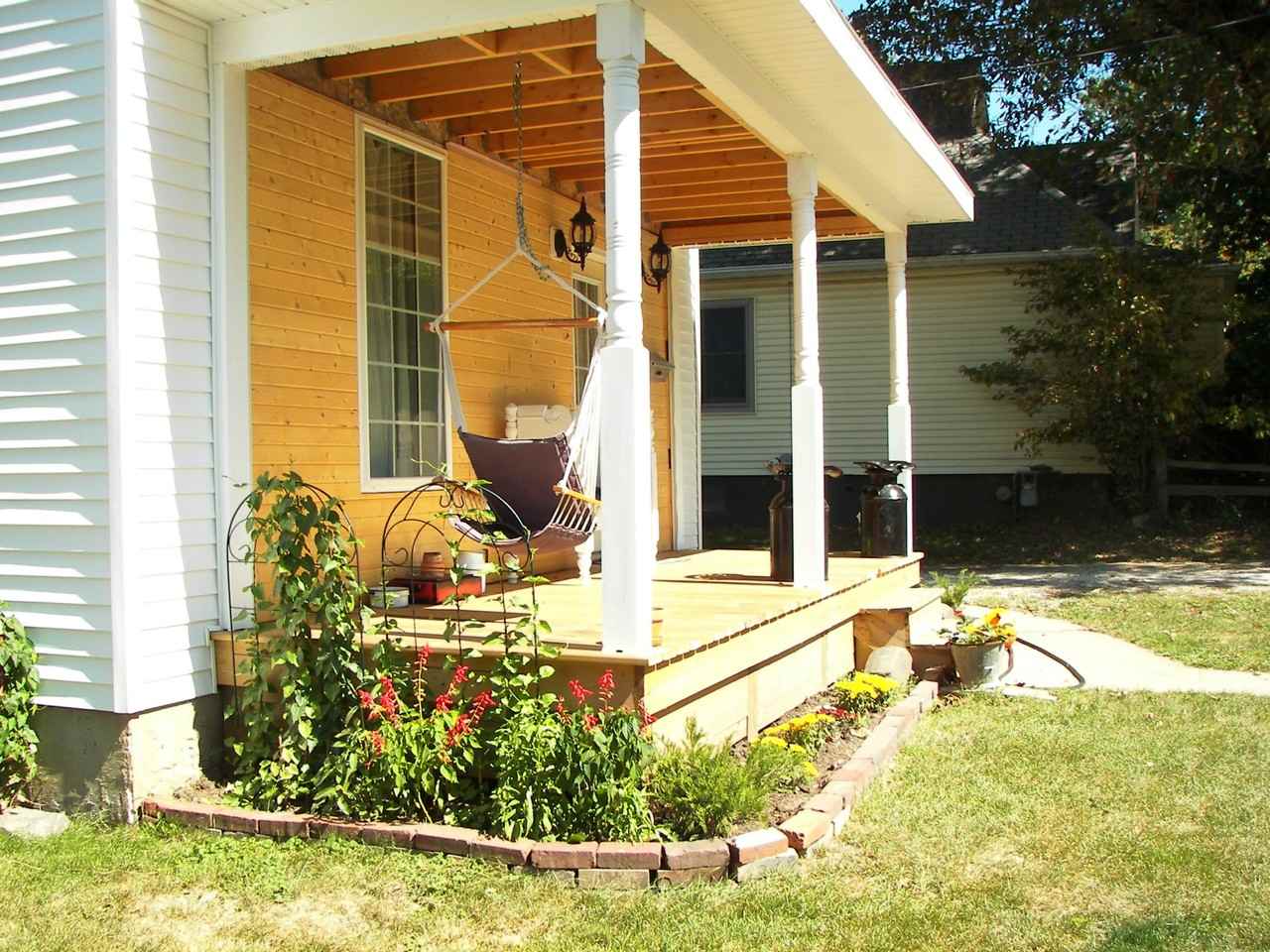 351 E Ash St - Photo 2 of 20