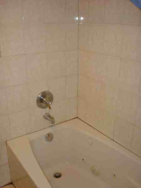 443 Monroe St - Photo 3 of 8