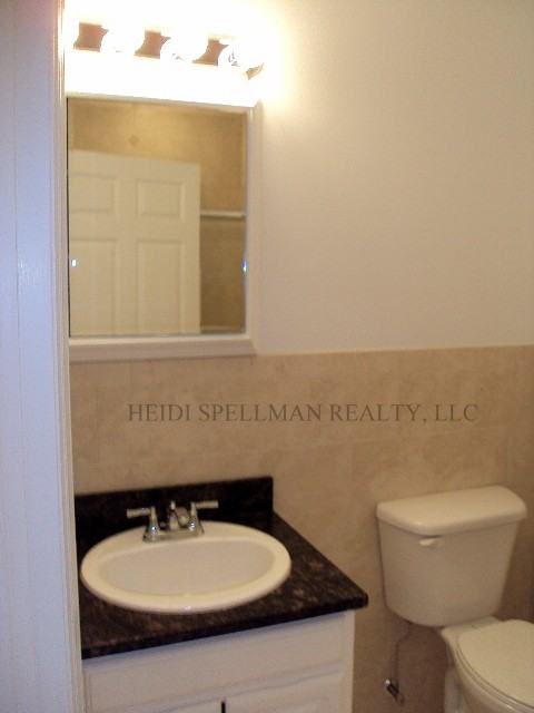 210 Old Country Rd - Photo 2 of 10