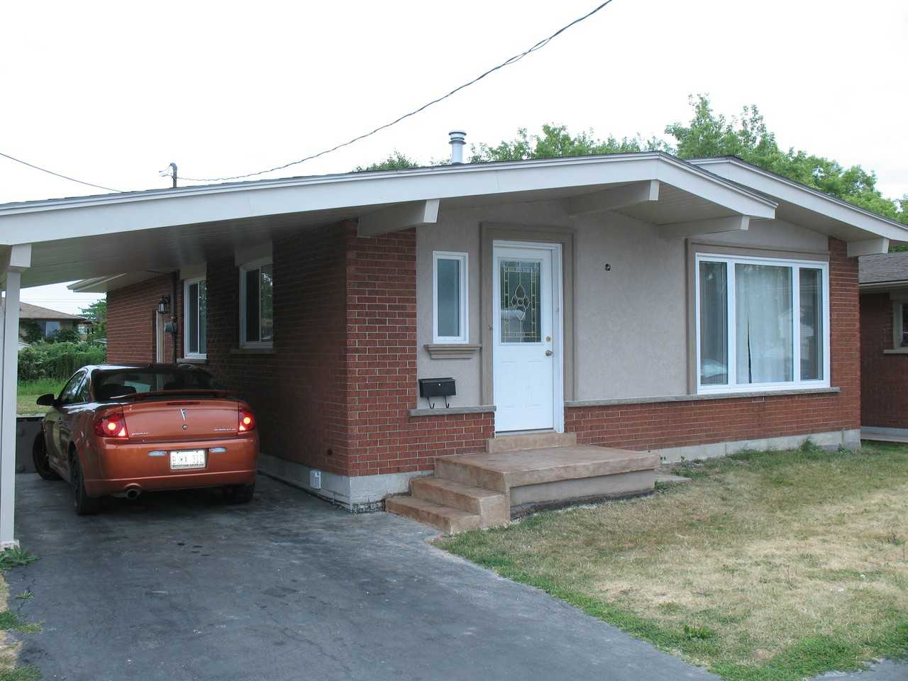 756 Mohawk Rd E - Photo 2 of 6