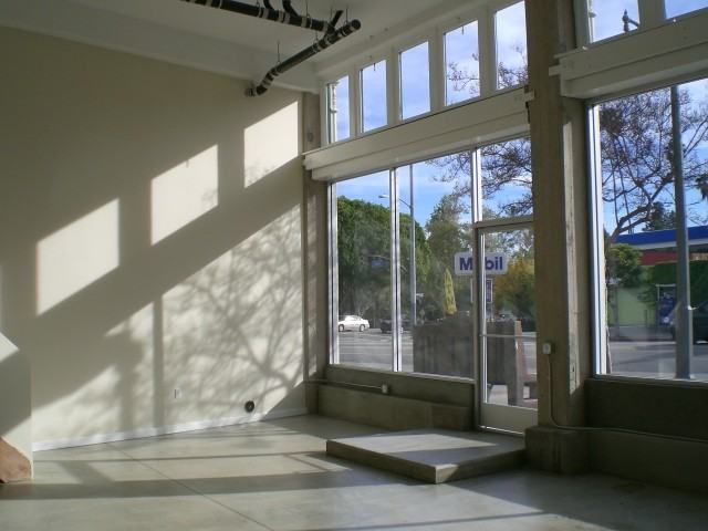 6311 N Figueroa St - Photo 2 of 6