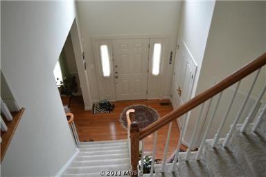 18302 Fable Dr - Photo 3 of 17