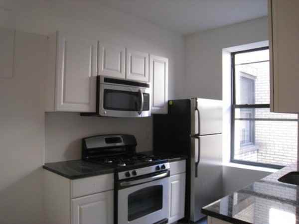 924 N Crown King Ave - Photo 3 of 3