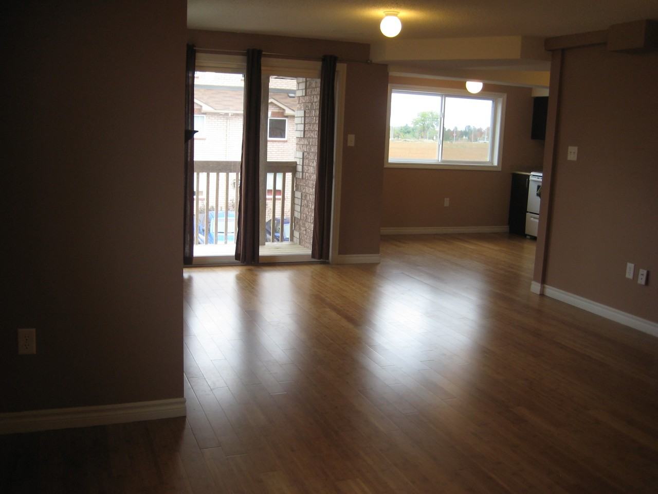 83 Goodwin Dr - Photo 2 of 7