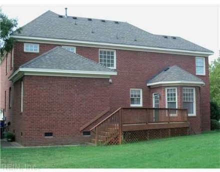 1610 Boyce Dr - Photo 2 of 6