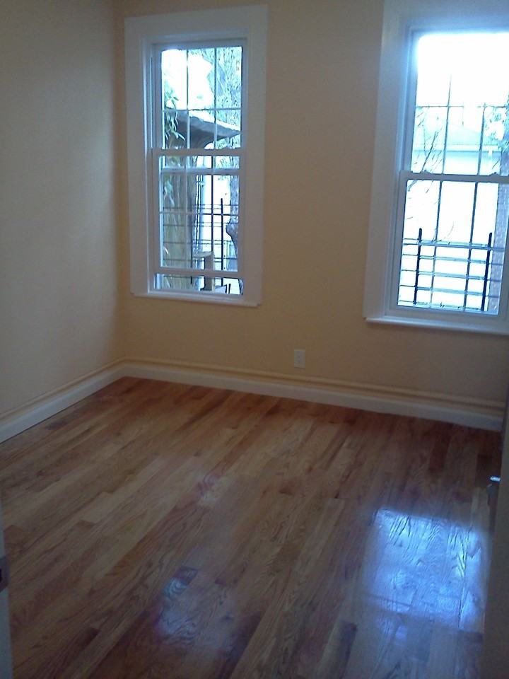 198-07 Jamaica Ave - Photo 3 of 9