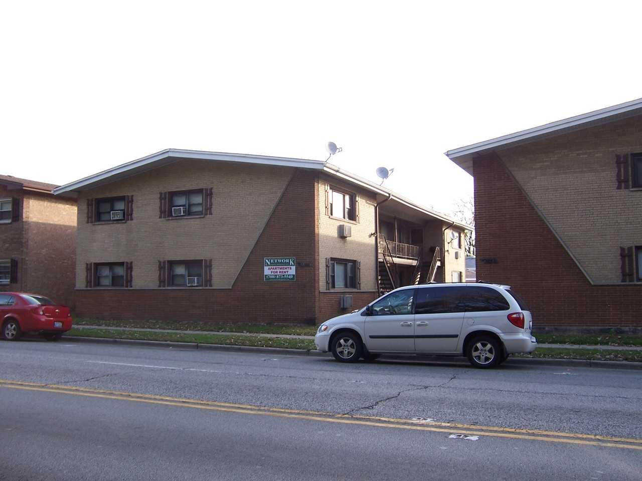 4321 Harlem Ave - Photo 3 of 3