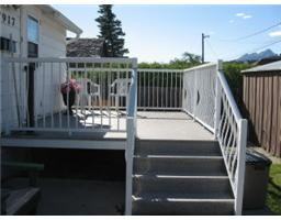 7917 19 Ave - Photo 3 of 8