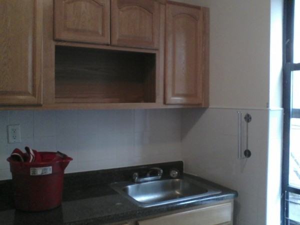 1117 Westchester Ave 3E - Photo 3 of 6