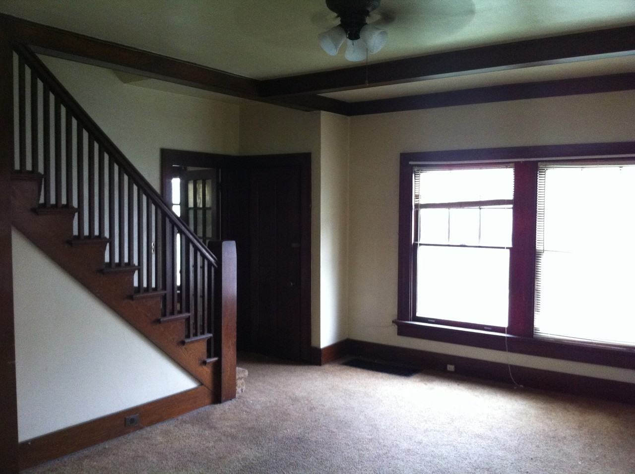 2800 Main St - Photo 2 of 9