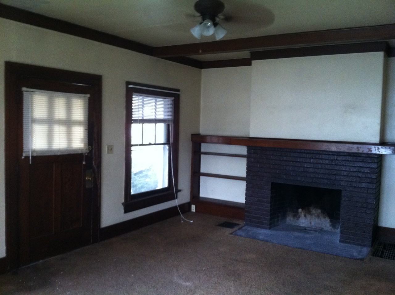 2800 Main St - Photo 3 of 9