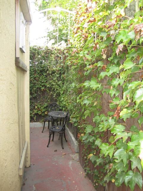 4261 Fountain Ave - Photo 3 of 16