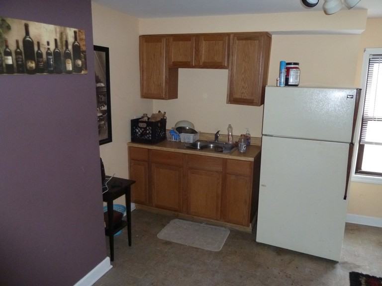 1600 W Superior St #2R - Photo 2 of 7