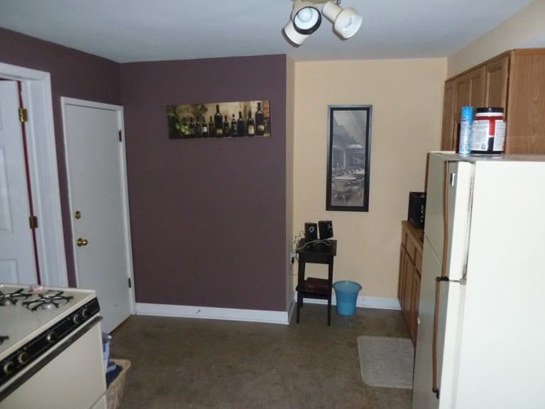 1600 W Superior St #2R - Photo 3 of 7