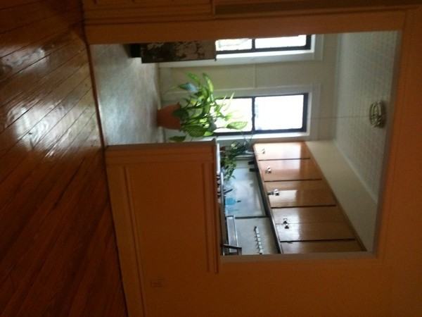 1886 Cornelia St - Photo 3 of 5