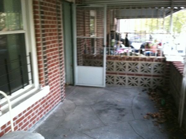 450 Bristol Ave 2nd - Photo 3 of 5