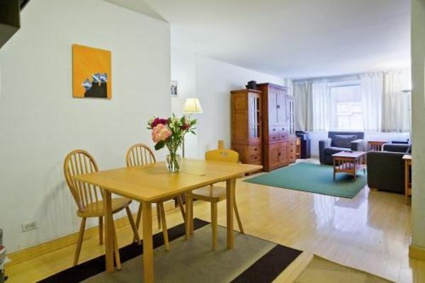 40 Clinton St 4L - Photo 3 of 6