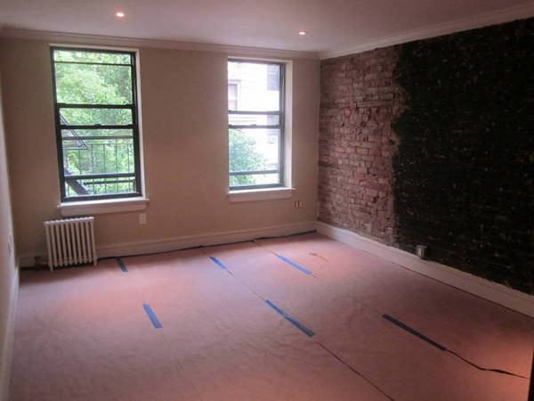 120 E 4th St H - Photo 3 of 4