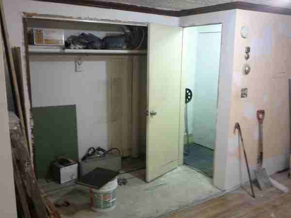41 Devoe St - Photo 3 of 6
